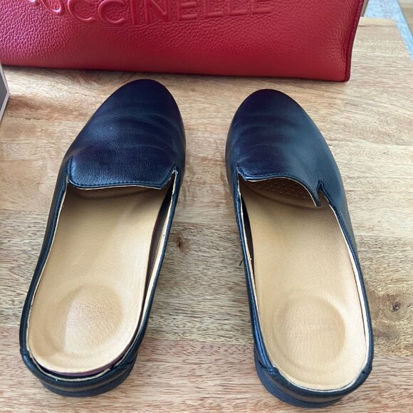 Black Dansko Mule - Like New- Very Soft - Picture 5 of 6